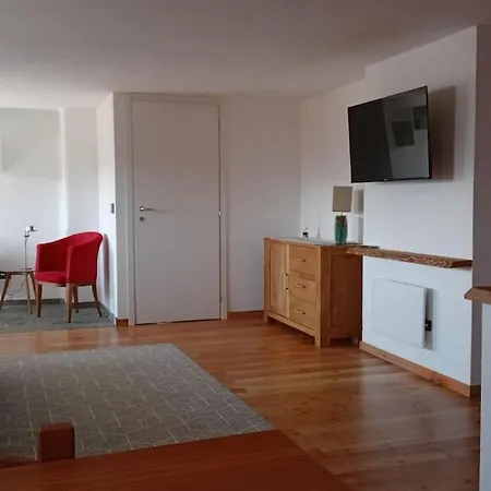 Апартаменты Lo Reinard *