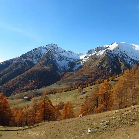 Апартаменты Lo Reinard