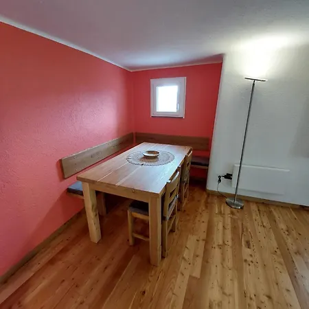 Апартаменты Lo Reinard